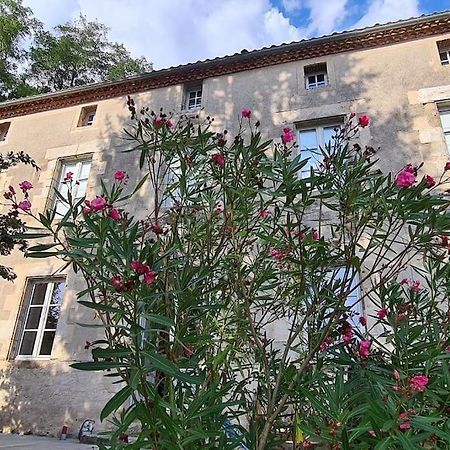 Les Hauts de St Jacques maison d'exception 300m2, jardin arboré 2000m2 Pouzauges Esterno foto