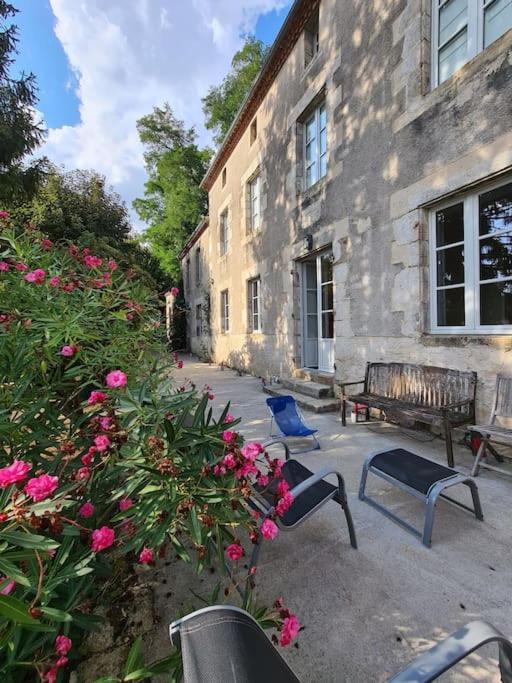 Les Hauts de St Jacques maison d'exception 300m2, jardin arboré 2000m2 Pouzauges Esterno foto