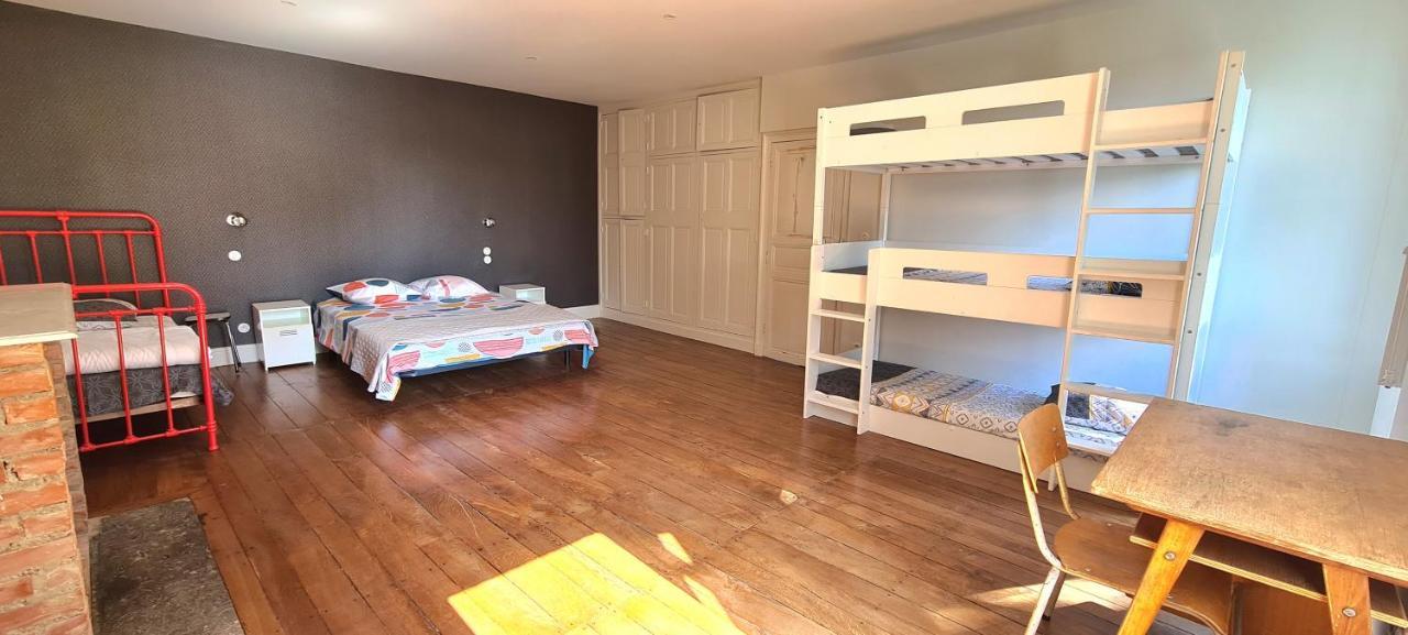 Les Hauts de St Jacques maison d'exception 300m2, jardin arboré 2000m2 Pouzauges Esterno foto