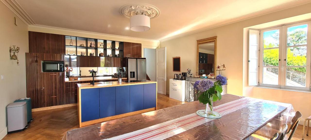 Les Hauts de St Jacques maison d'exception 300m2, jardin arboré 2000m2 Pouzauges Esterno foto